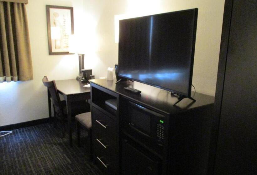 هتل Americinn By Wyndham Hayward