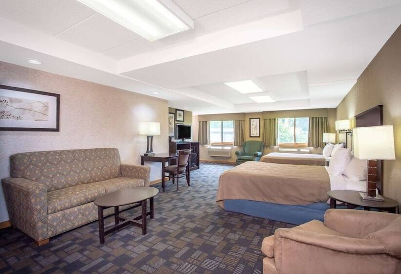 هتل Americinn By Wyndham Hayward