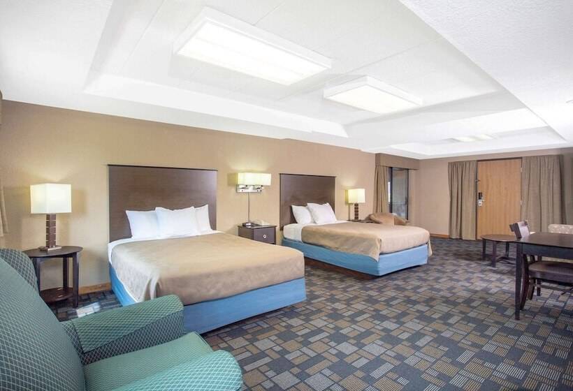 هتل Americinn By Wyndham Hayward