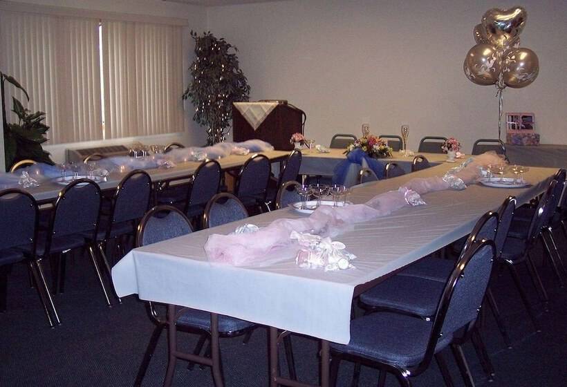 هتل Americinn By Wyndham Inver Grove Heights Minneapolis