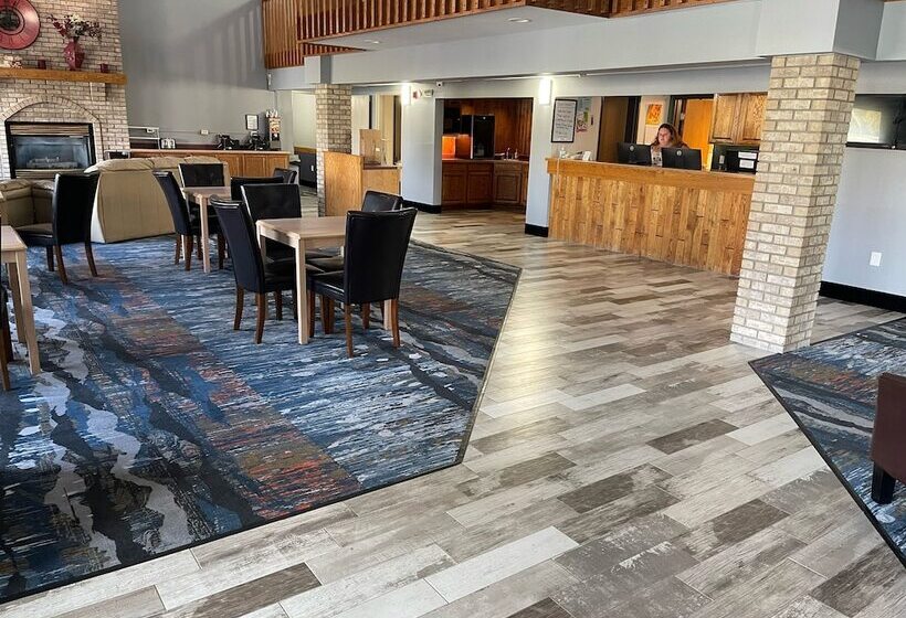 هتل Americinn By Wyndham Ladysmith