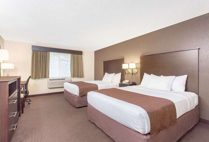 هتل Americinn By Wyndham Rhinelander