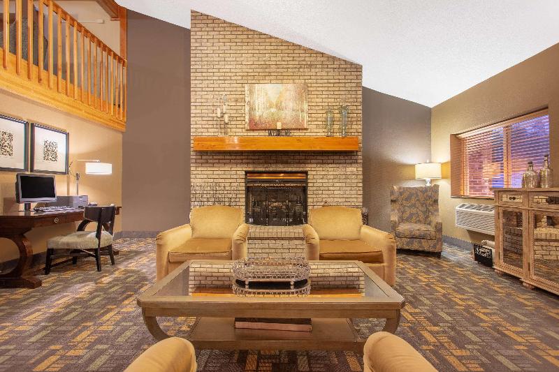 هتل Americinn By Wyndham Rhinelander