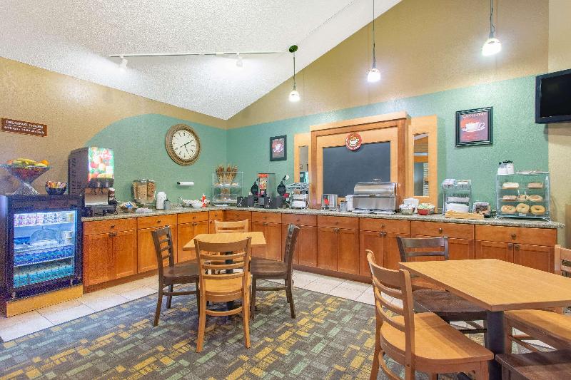 هتل Americinn By Wyndham Rhinelander