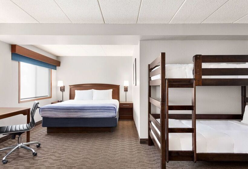 هتل Americinn By Wyndham Sauk Centre