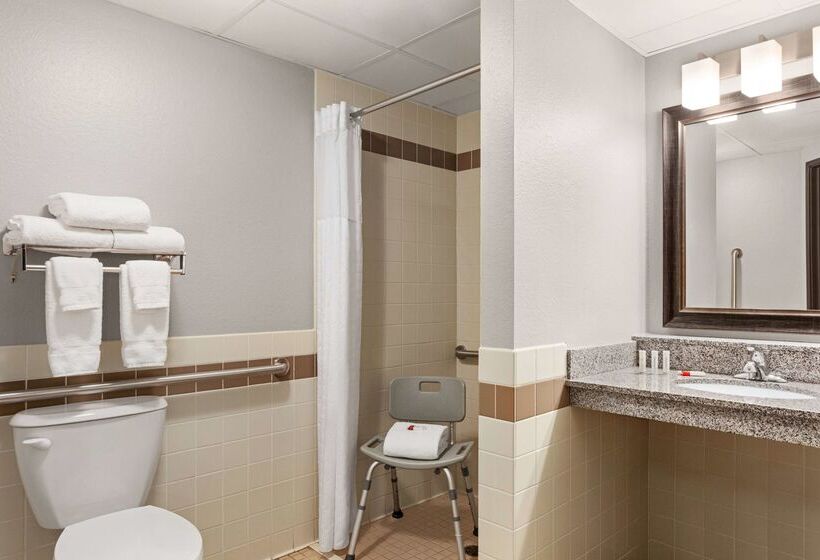 هتل Americinn By Wyndham Sauk Centre