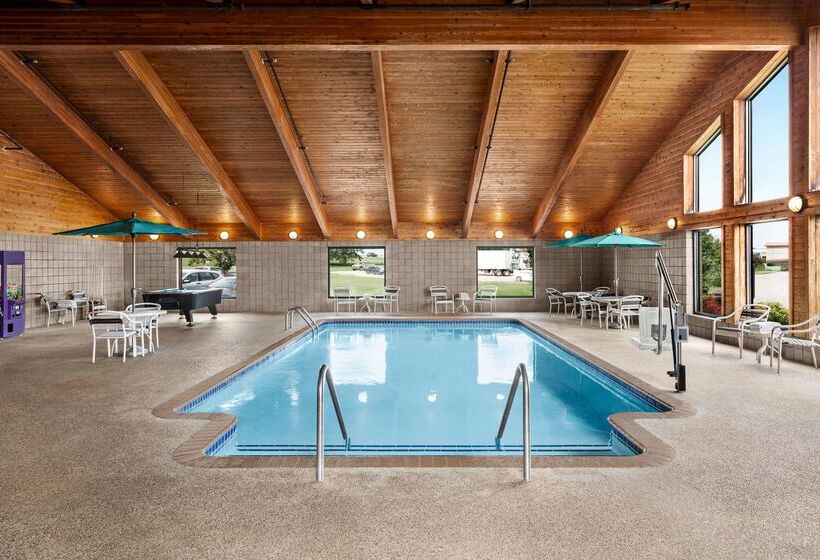 هتل Americinn By Wyndham Sauk Centre