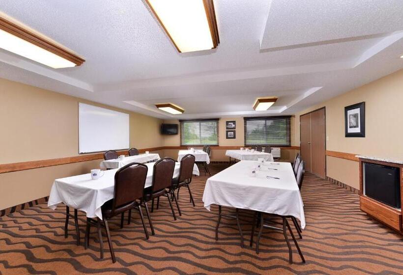هتل Americinn By Wyndham St Cloud Mn I 94