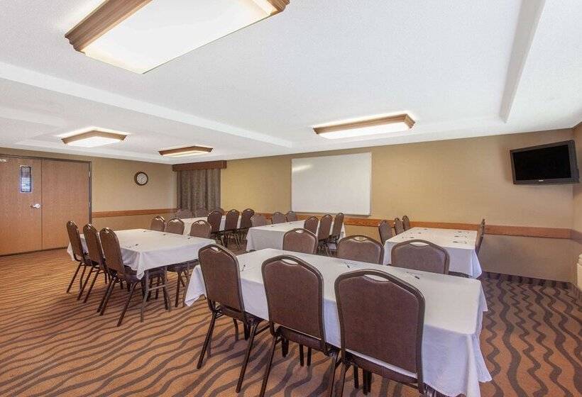 هتل Americinn By Wyndham St Cloud Mn I 94