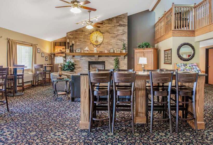Отель Americinn By Wyndham White Bear Lake St. Paul