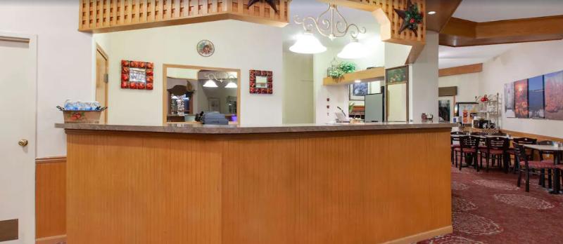 فندق Apple Tree Inn; Surestay Collection By Best Western