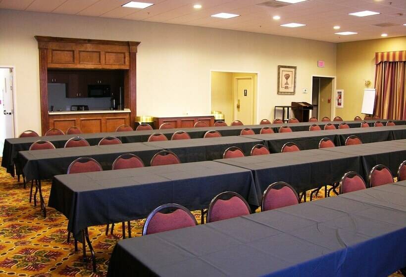 هتل Ashmore Inn And Suites Lubbock