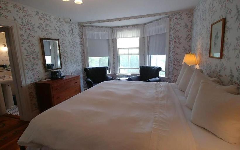 فندق Asticou Inn