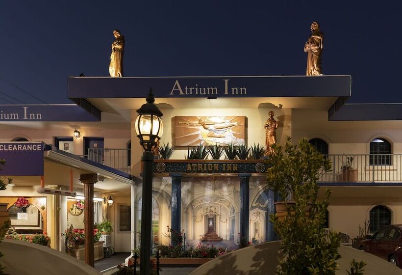 Отель Atrium Inn