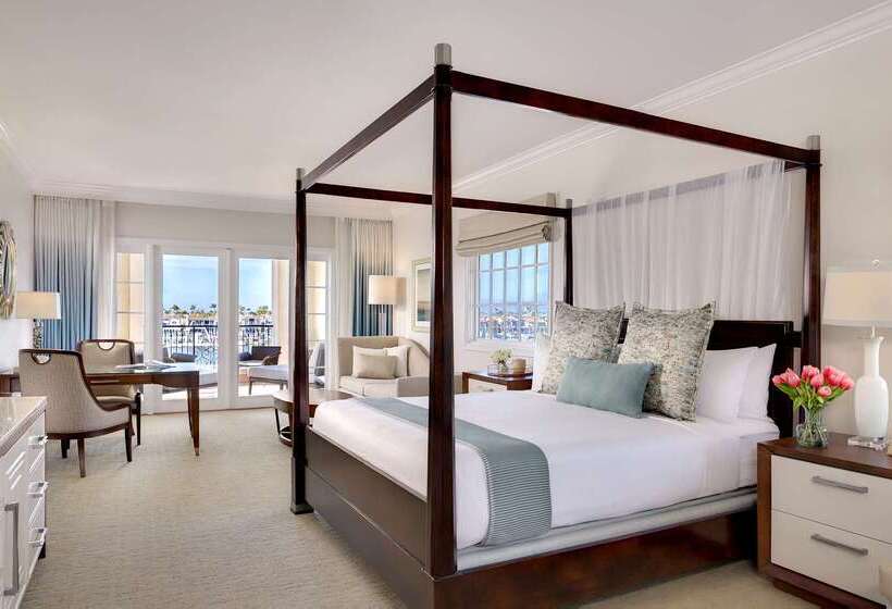 호텔 Balboa Bay Resort