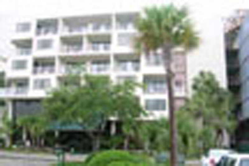 هتل Bay Club Of Sandestin
