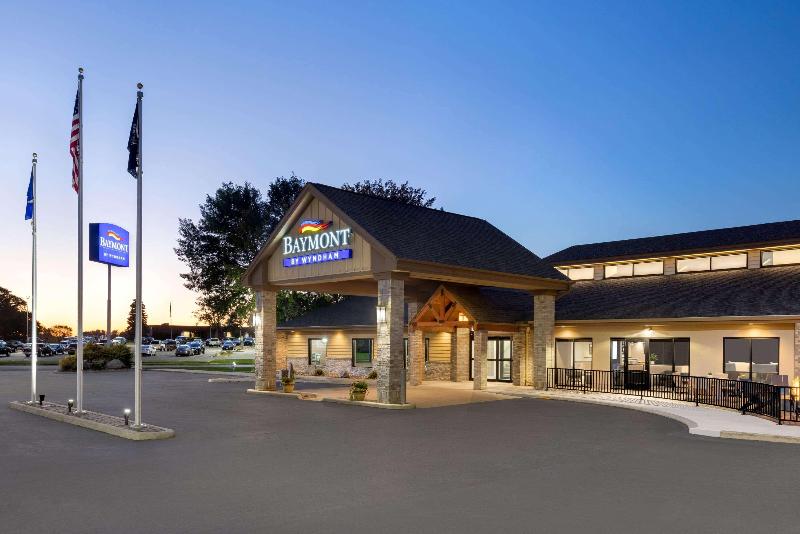 호텔 Baymont By Wyndham Owatonna