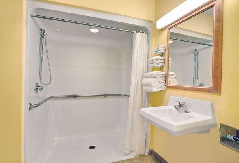 هتل Baymont By Wyndham Washington Court House