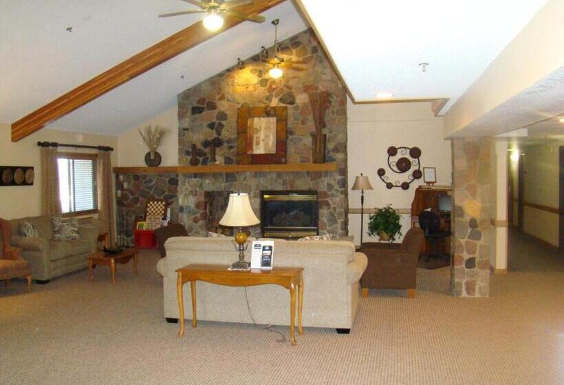 Boarders Inn & Suites By Cobblestone Hotels   Faribault