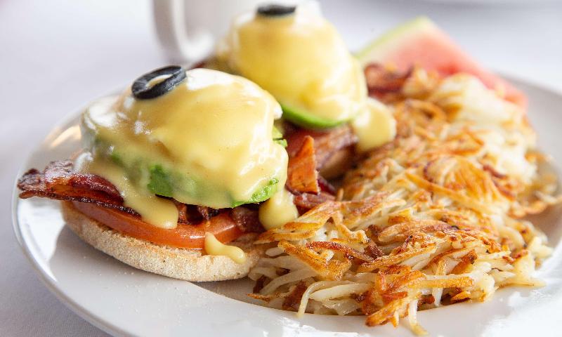 هتل Coast Burbank