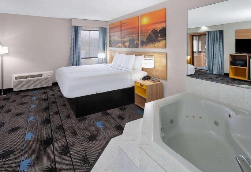 호텔 Days Inn By Wyndham Wooster