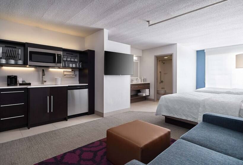 هتل Home2 Suites By Hilton Indianapolis Keystone Crossing
