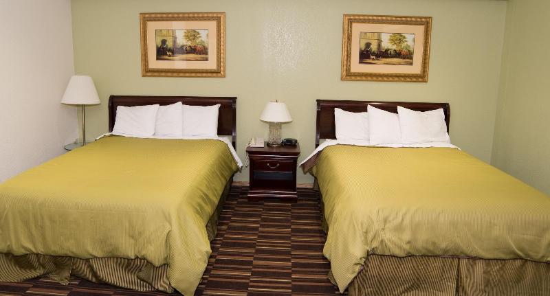 ホテル Hometown Inn And Suites Belle Plaine
