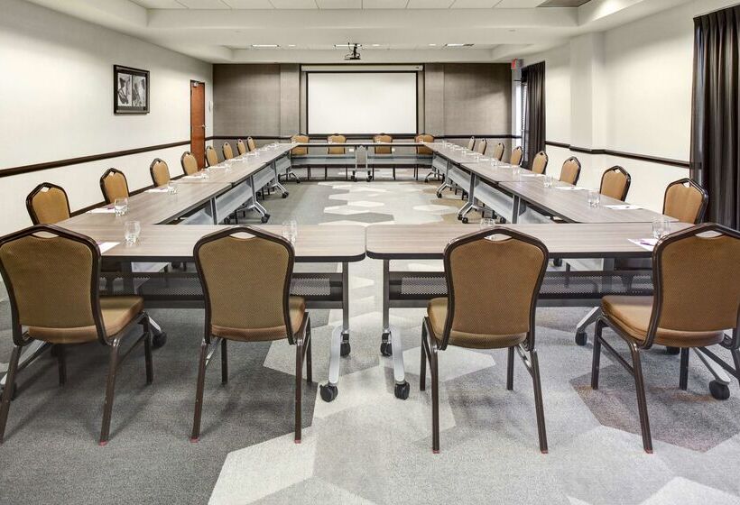Отель Hyatt Place Detroit/livonia
