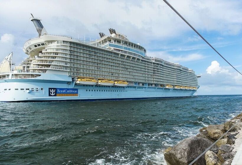 هتل Hyatt Place Fort Lauderdale Cruise Port & Convention Center