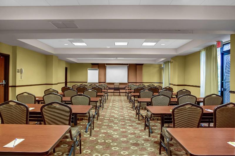 هتل Hyatt Place Fort Lauderdale Cruise Port & Convention Center