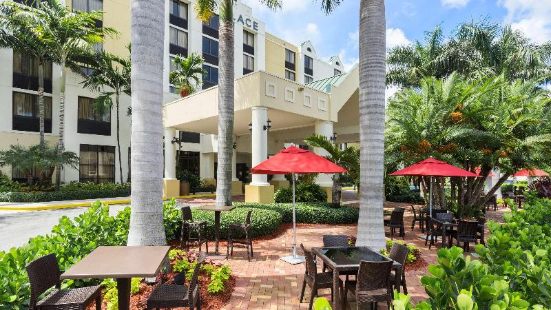 هتل Hyatt Place Fort Lauderdale Cruise Port & Convention Center