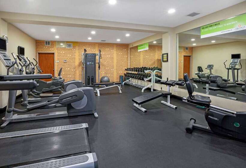 בית מלון כפרי La Quinta By Wyndham Boise Towne Square