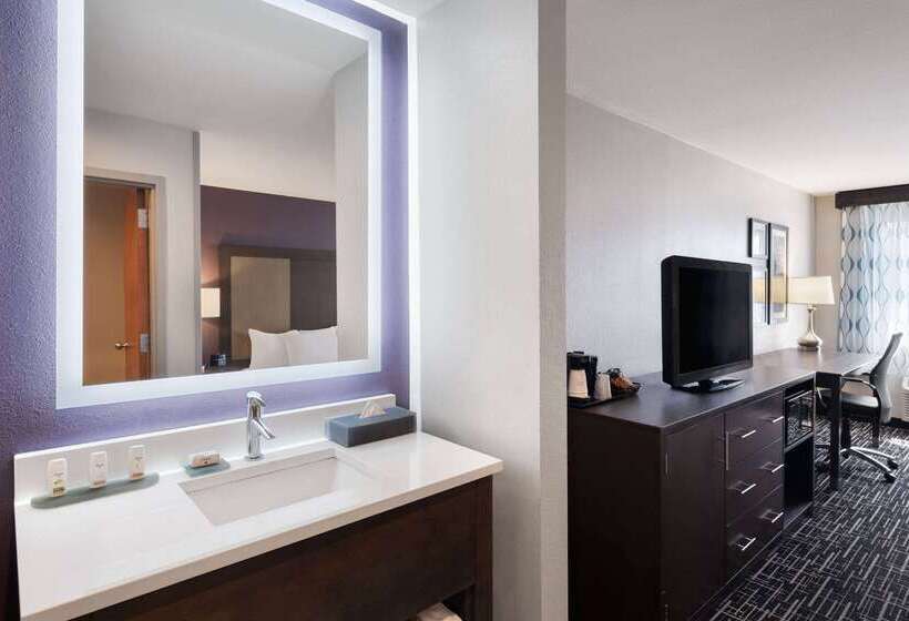 هتل La Quinta By Wyndham Pocatello