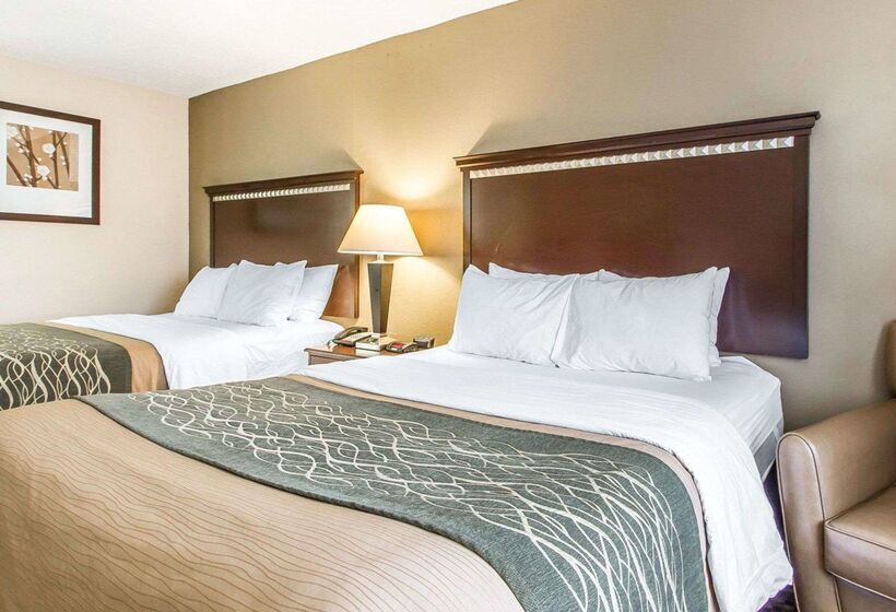 Отель Quality Inn Macomb Near University Area
