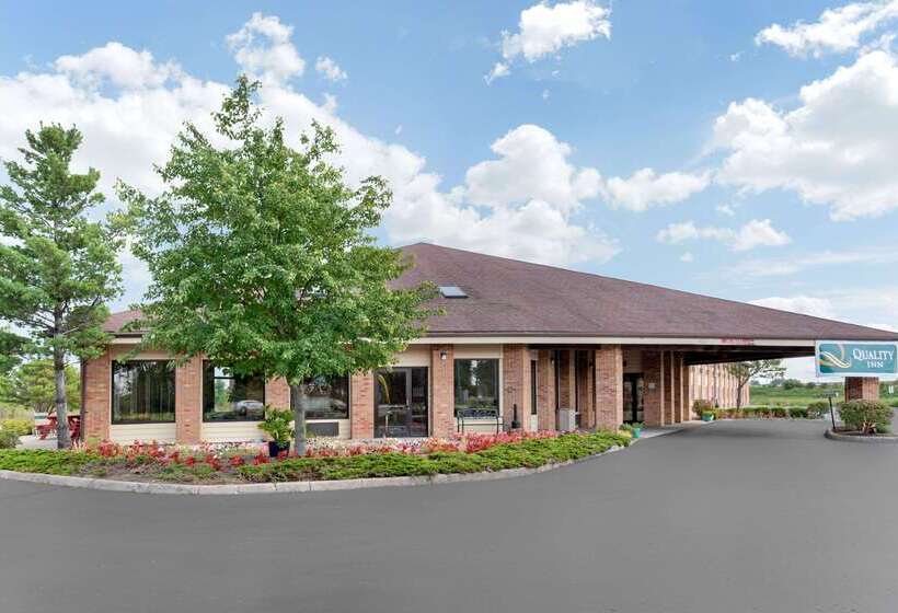 בית מלון כפרי Quality Inn Washington Court House
