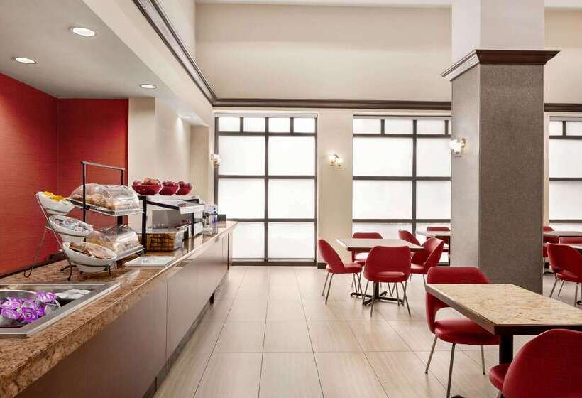 Fotos del hotel Ramada By Wyndham Suites Orlando Airport:  37