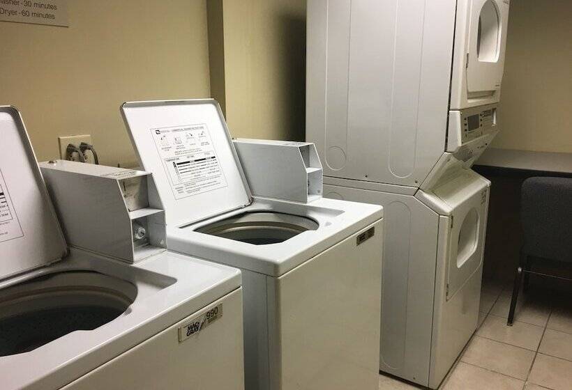 فندق Springhill Suites By Marriott Oklahoma City Quail Springs