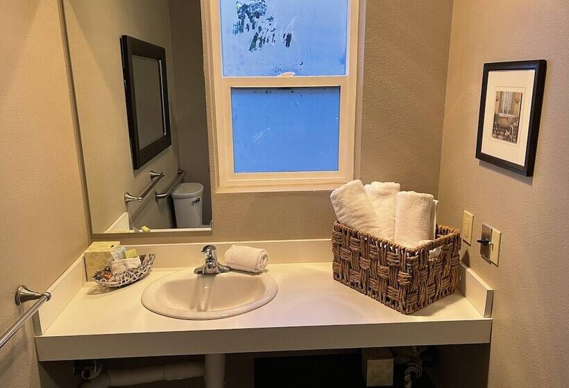 בית מלון כפרי The Alder Inn