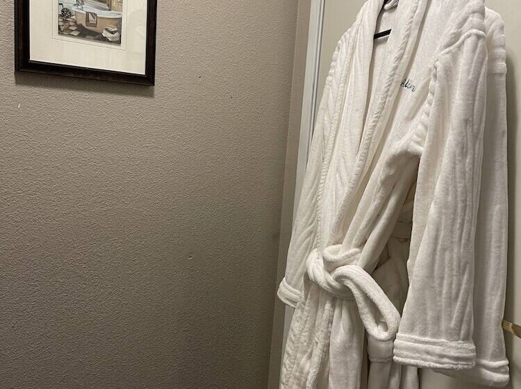 בית מלון כפרי The Alder Inn