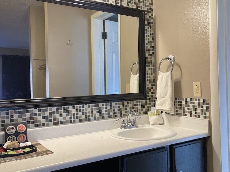 בית מלון כפרי The Alder Inn