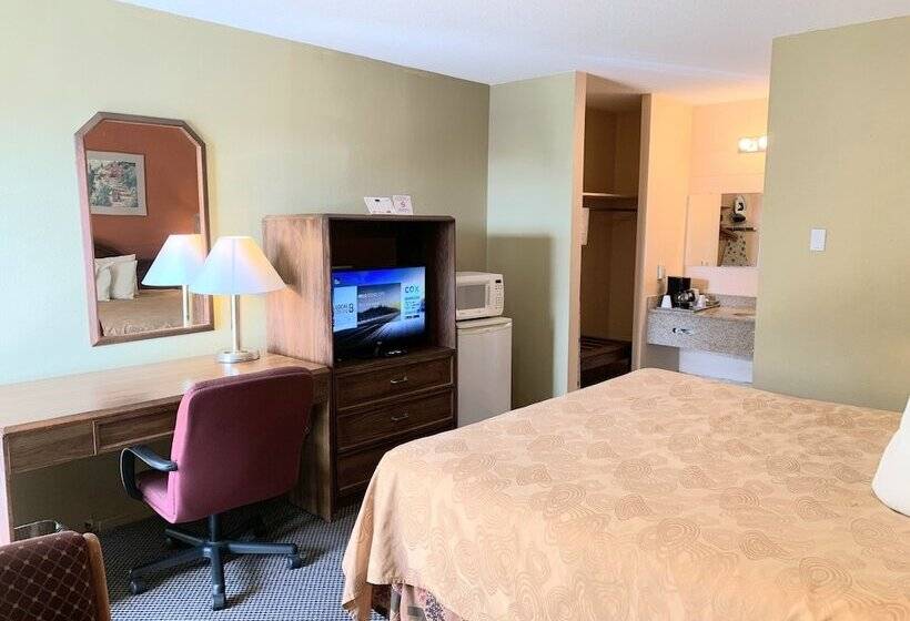 فندق على الطريق Rodeway Inn Dodge City