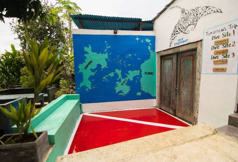 هاستل Dragon Dive Komodo Dive Resort