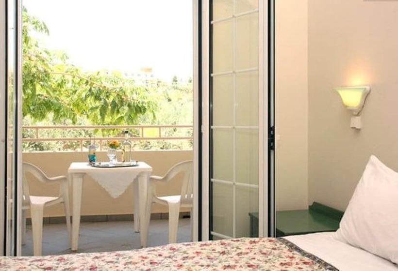 Armonia Apartments