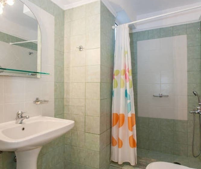 Armonia Apartments