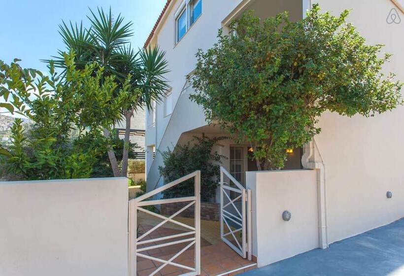 Armonia Apartments