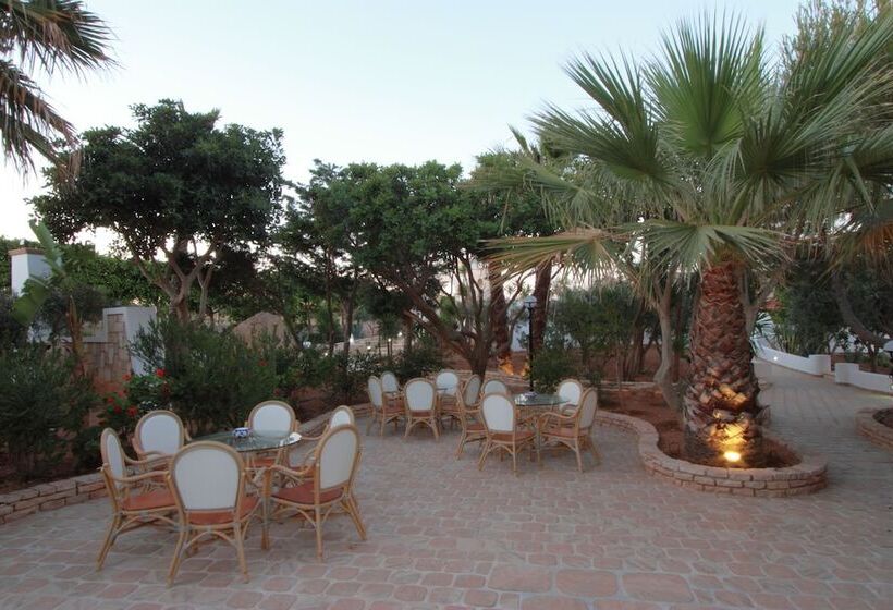 تختخواب و صبحانه Agriturismo Resort Costa House