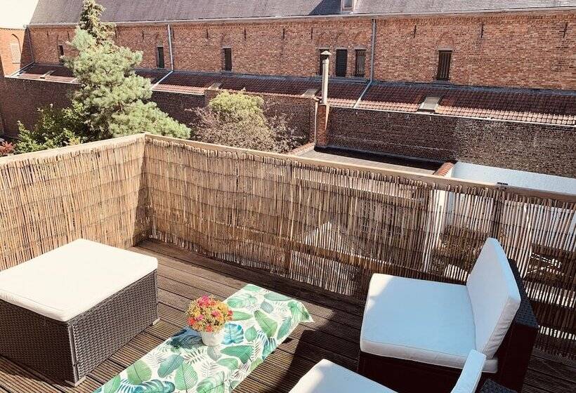 Chic Cocoon Guest House