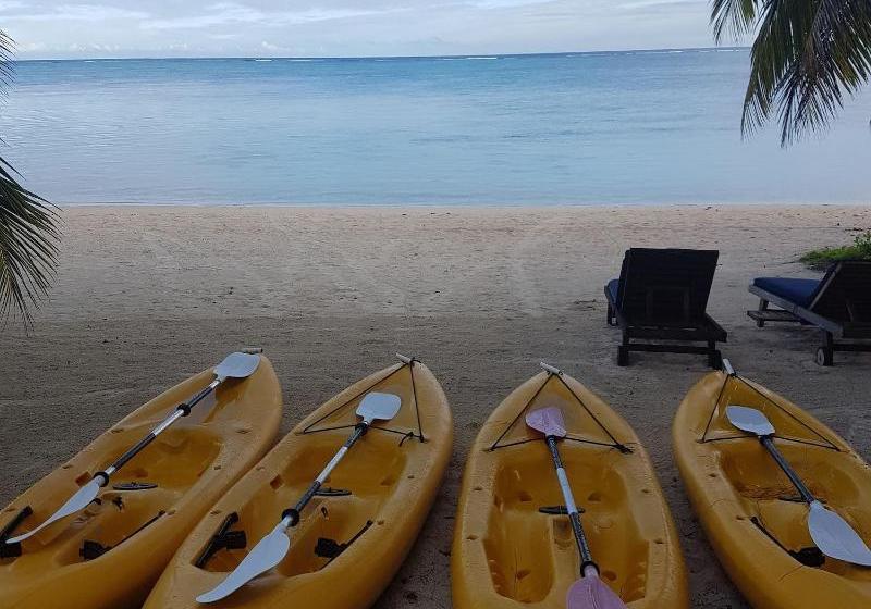 Отель Etu Moana Boutique Beach Villas Adults Only