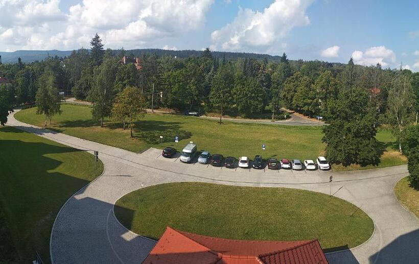 هتل Nowy Zdrój   Centrum Zdrowia I Wypoczynku