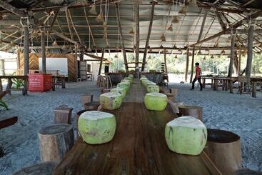 Koh Rong Love Resort Hostel